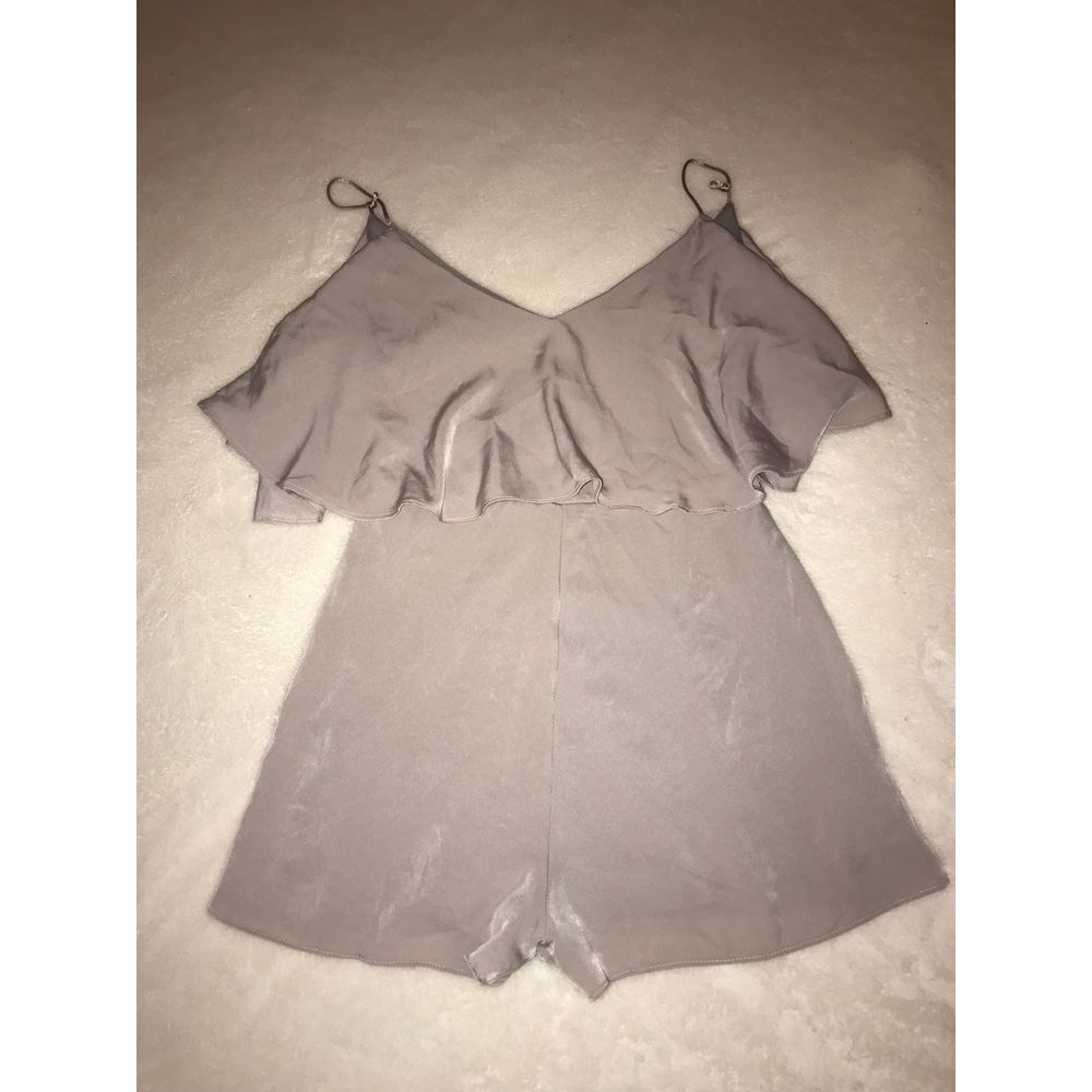 Lulu's off the shoulder flowy‎ romper